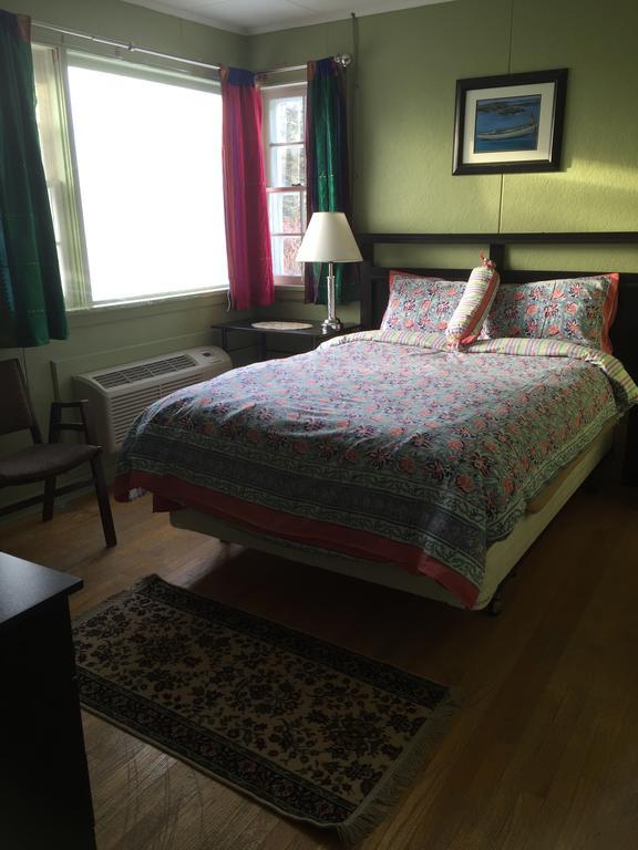 Meems Elliston B&B エクステリア 写真