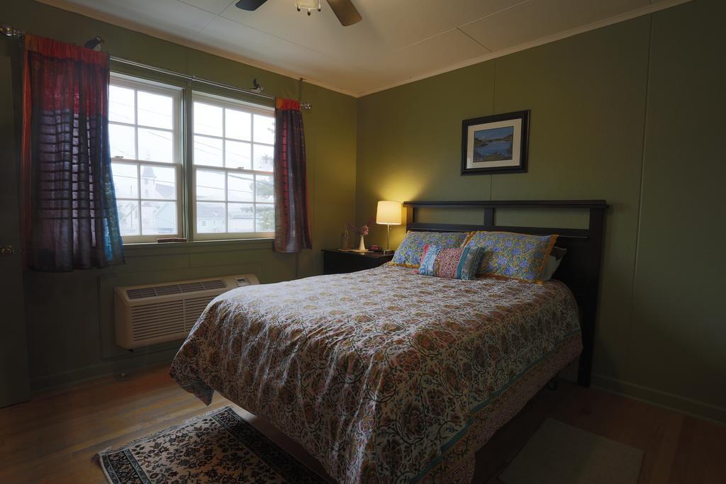 Meems Elliston B&B エクステリア 写真
