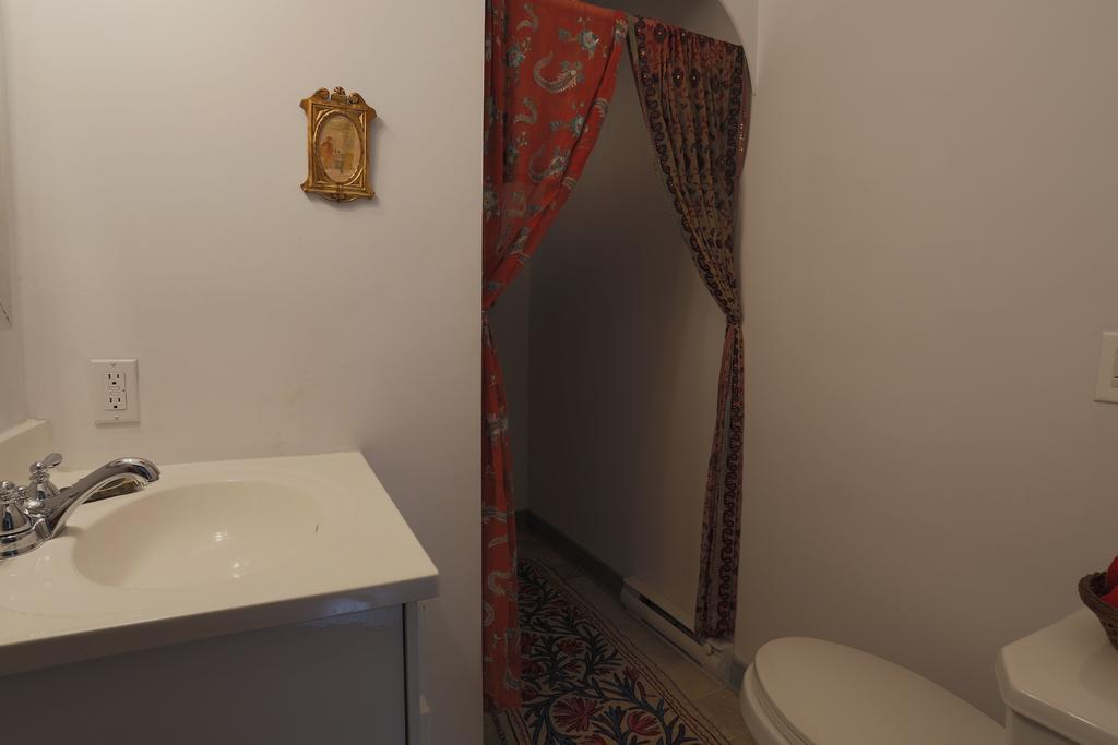 Meems Elliston B&B エクステリア 写真