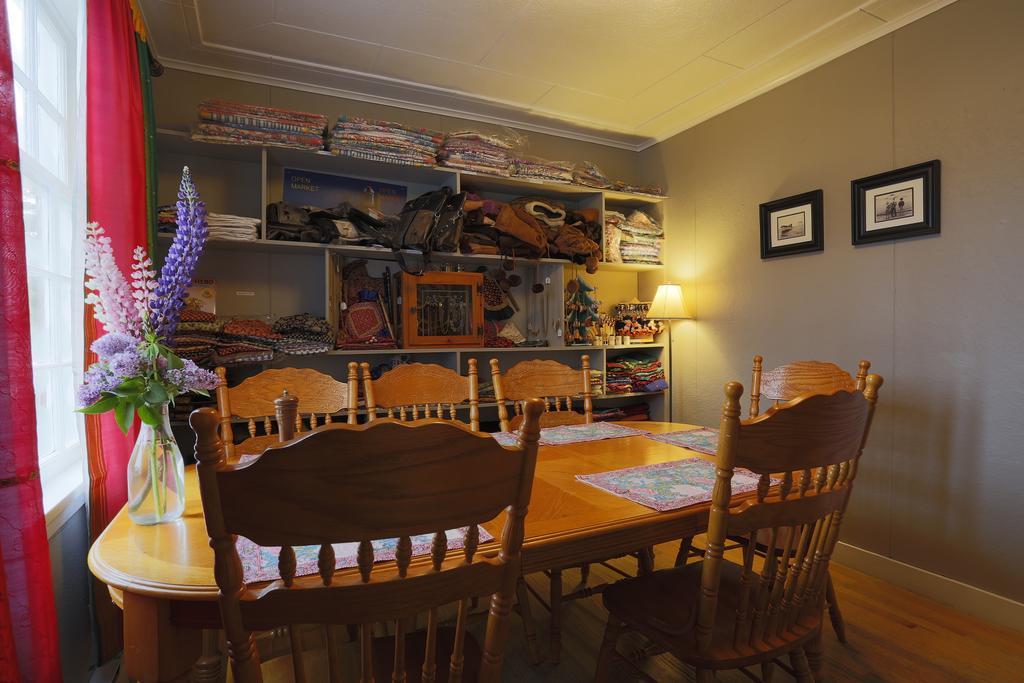 Meems Elliston B&B エクステリア 写真