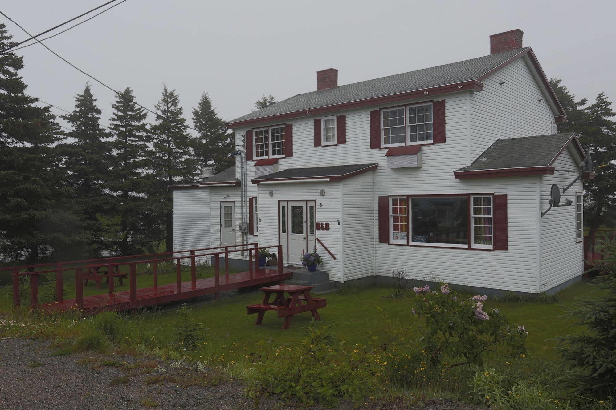 Meems Elliston B&B エクステリア 写真