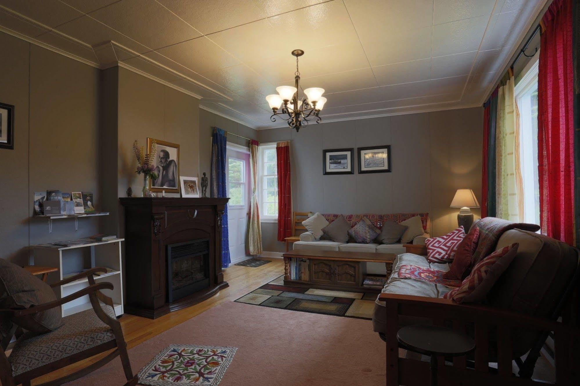 Meems Elliston B&B エクステリア 写真