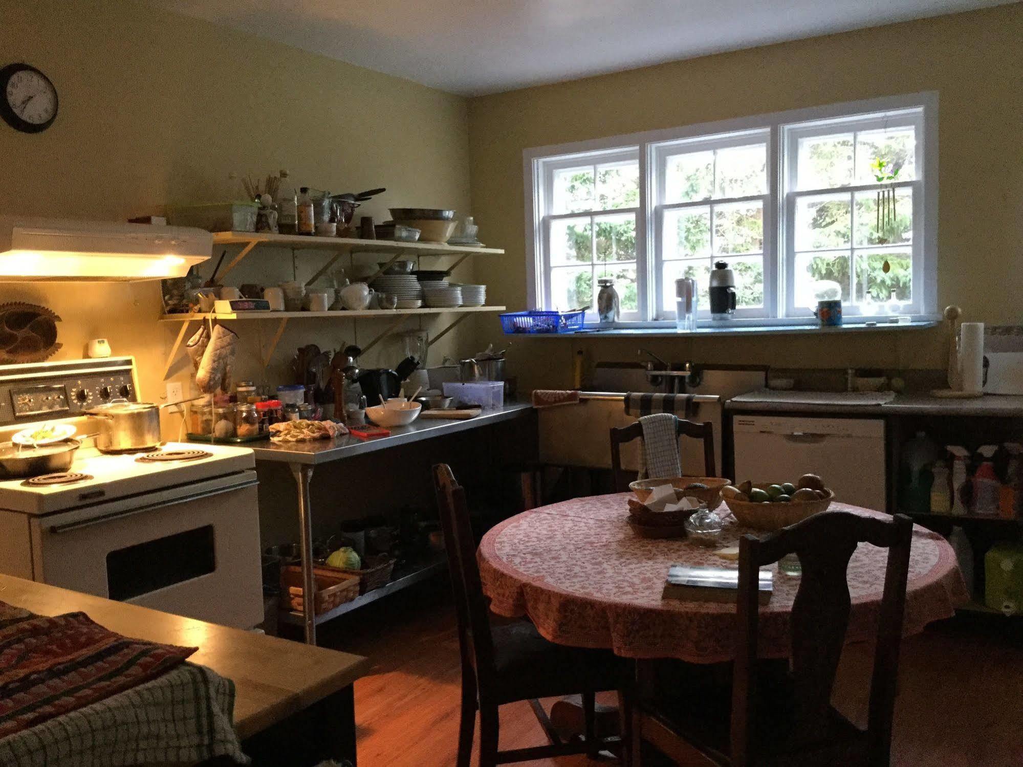 Meems Elliston B&B エクステリア 写真